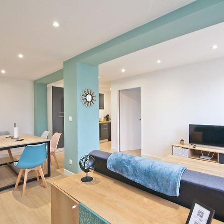 Appartement Familial, 2 Chambres, En Rdc Sur Cour Saint-Florentin  Extérieur photo